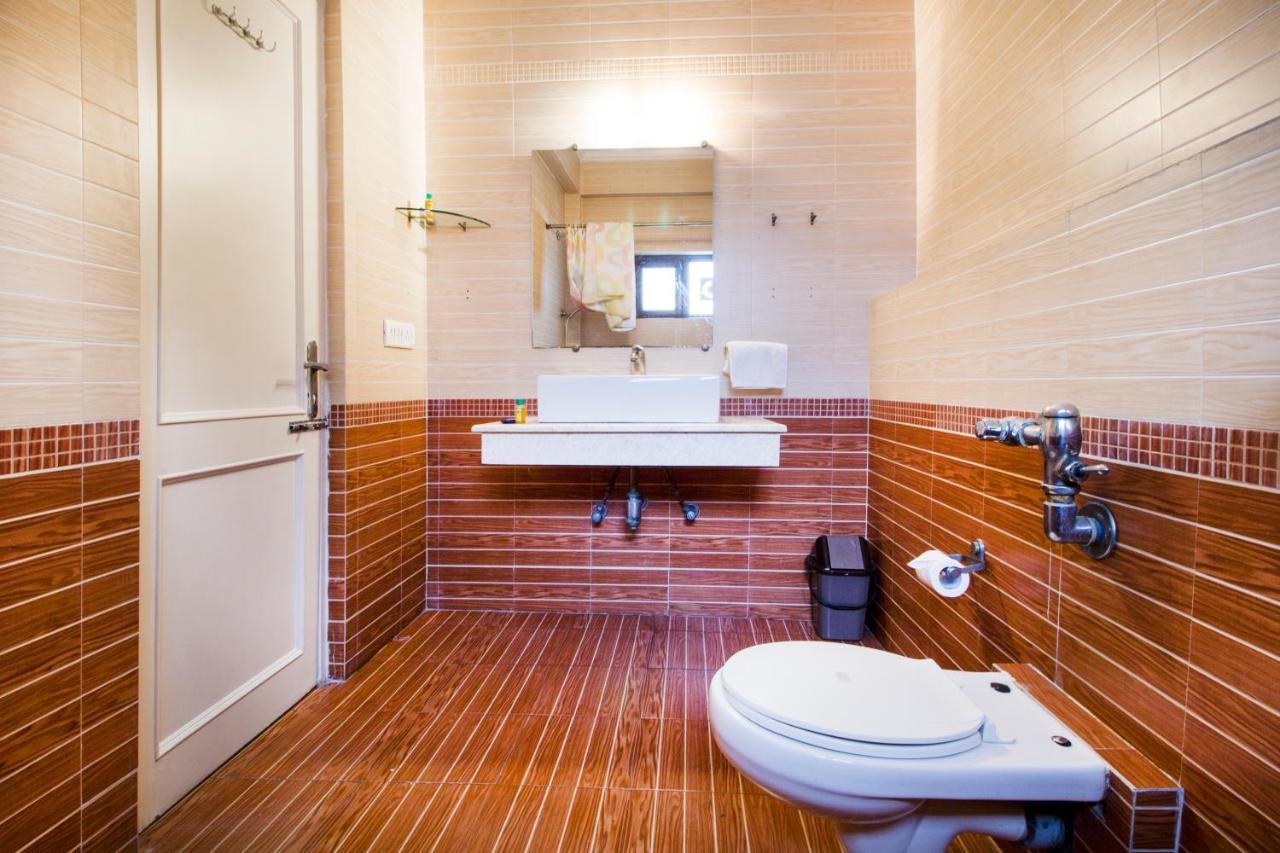 Fabhotel Namaste Bnb & Service Apartments Vasant Vihar New Delhi Extérieur photo