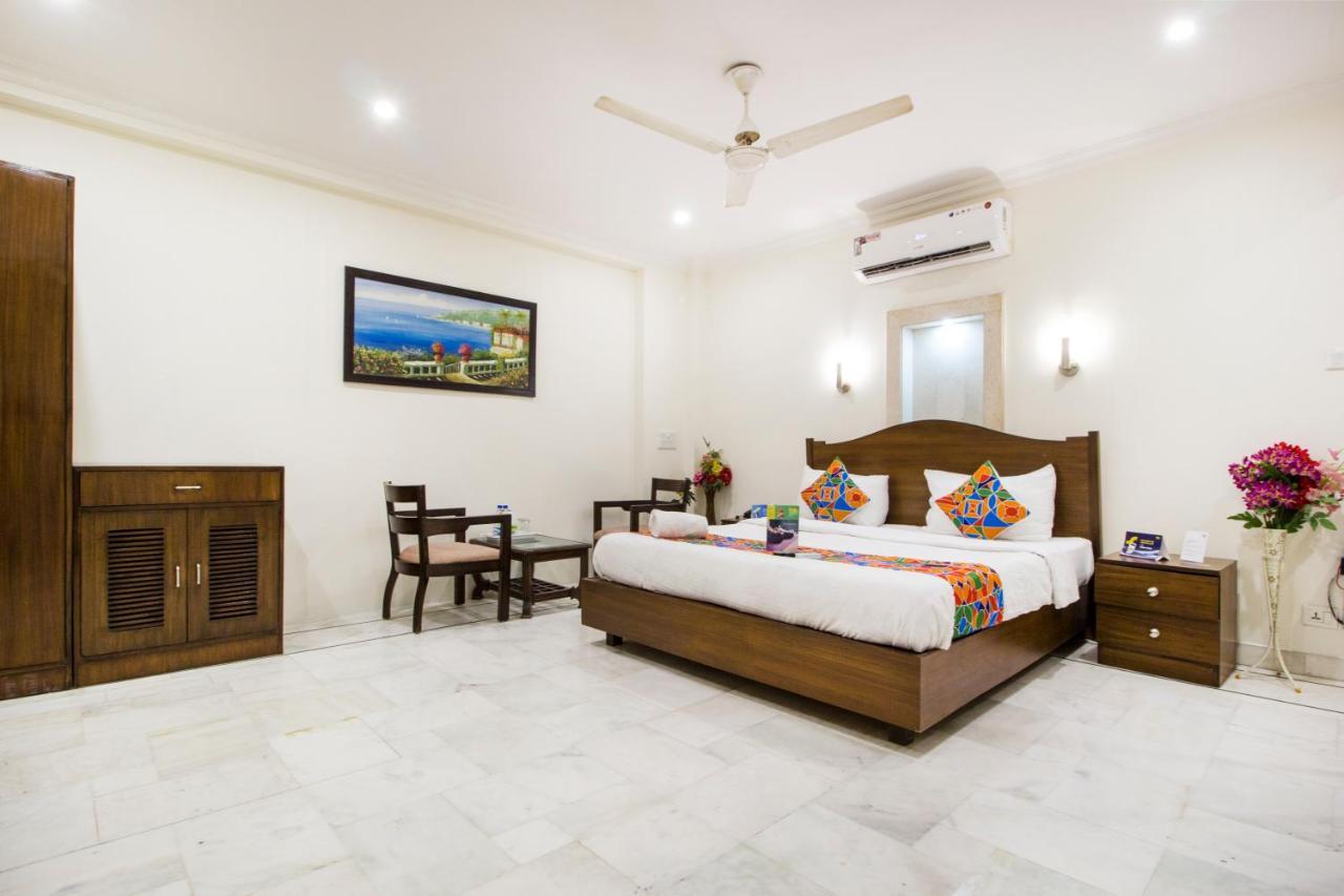 Fabhotel Namaste Bnb & Service Apartments Vasant Vihar New Delhi Extérieur photo