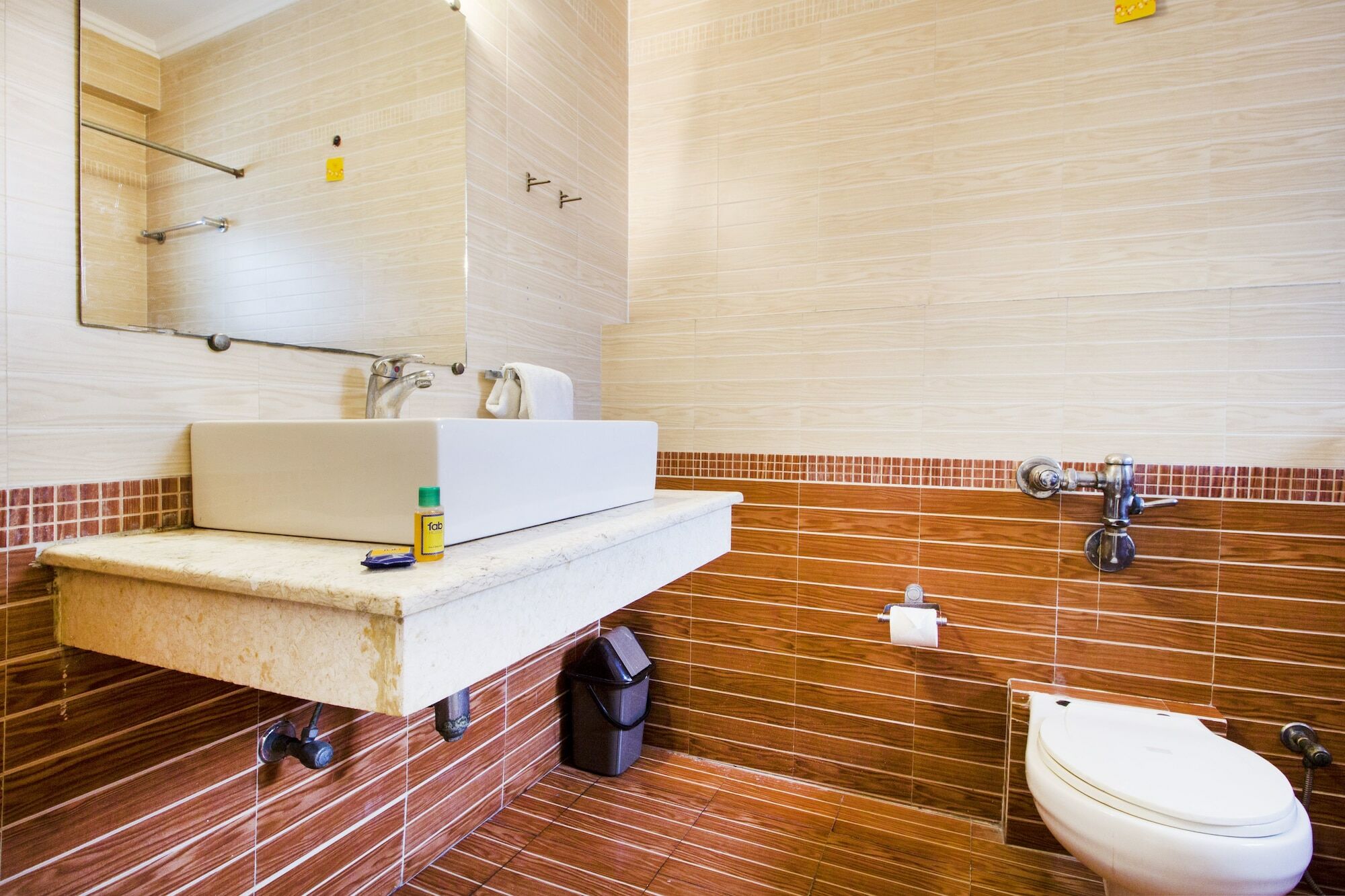 Fabhotel Namaste Bnb & Service Apartments Vasant Vihar New Delhi Extérieur photo